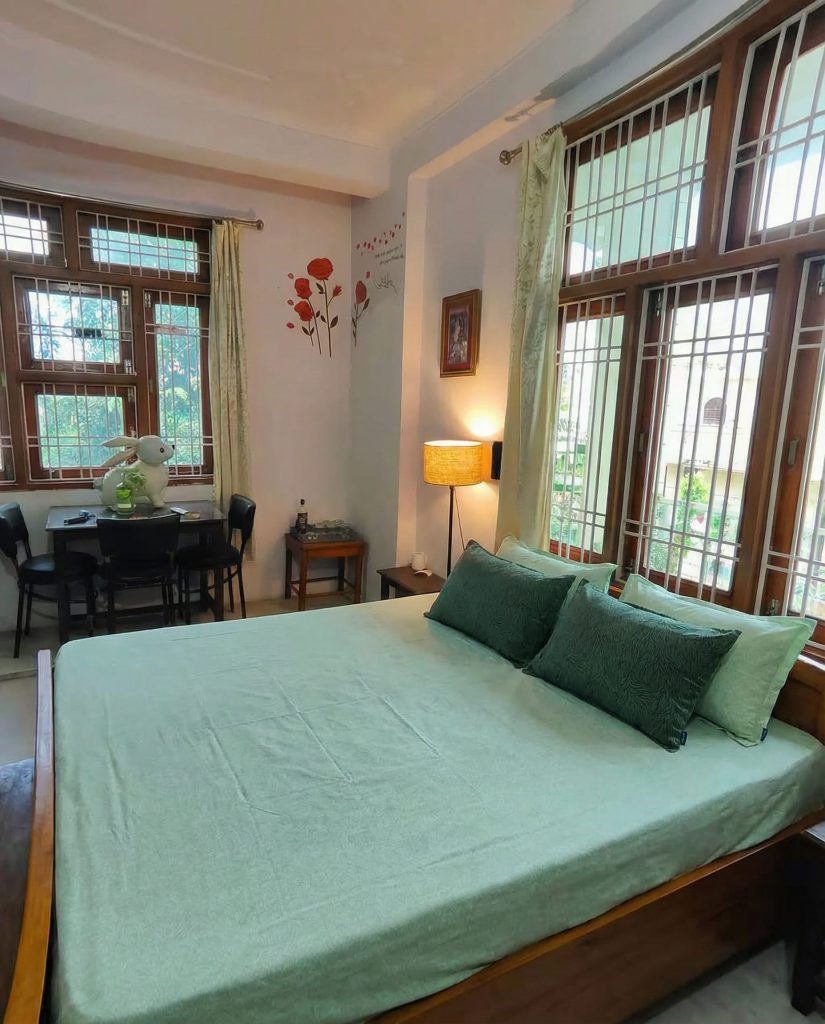 Image #1 from Ritu Saxena